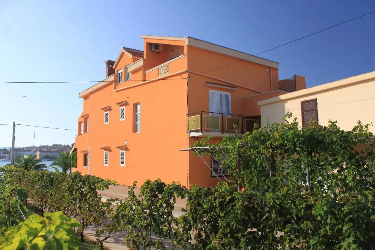 Apartment Kukljica 8478A